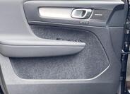 Volvo XC40 17
