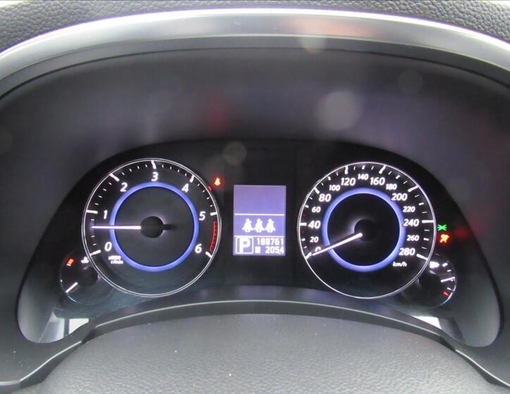 Infiniti FX30 14