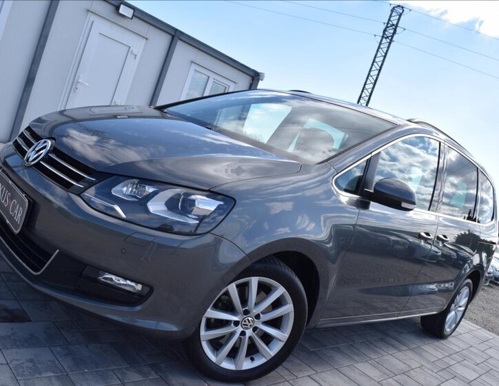 Volkswagen Sharan MPV 2,0 l 103 kw
