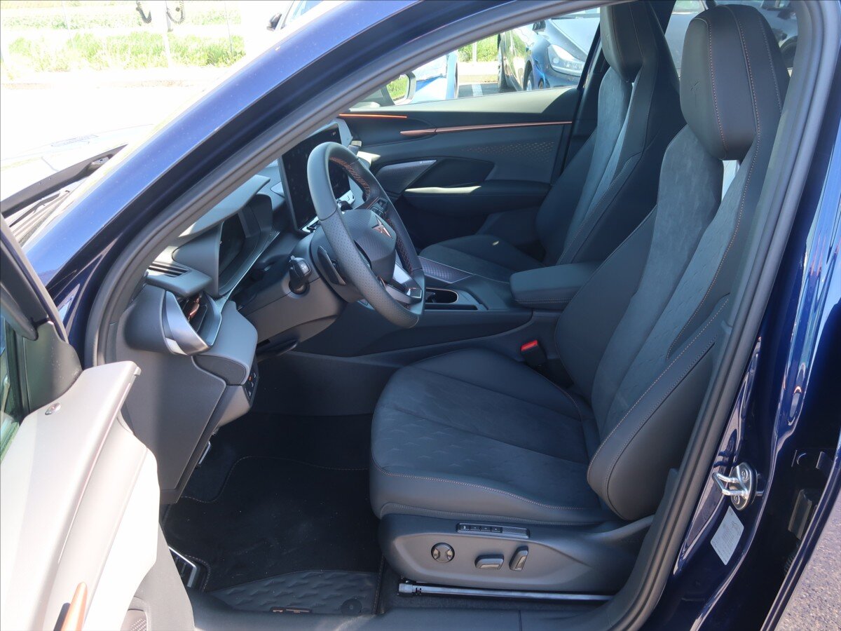 Cupra Terramar SUV / Terénní 2,0 l 195 kw