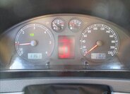 Volkswagen Multivan Kombi 2,5 l 128 kw