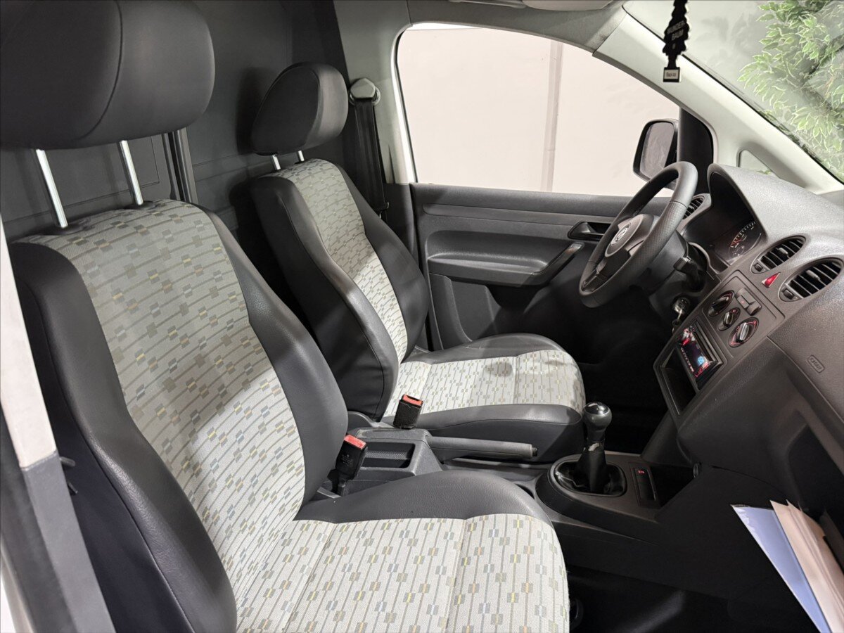 Volkswagen Caddy Skříň 1,6 l 75 kw