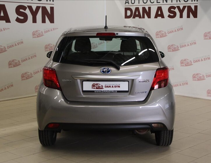 Toyota Yaris Hatchback 1,5 l 74 kw