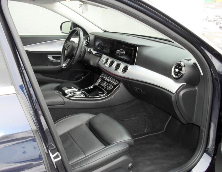 Mercedes-Benz Třídy E Kombi 3,0 l 190 kw