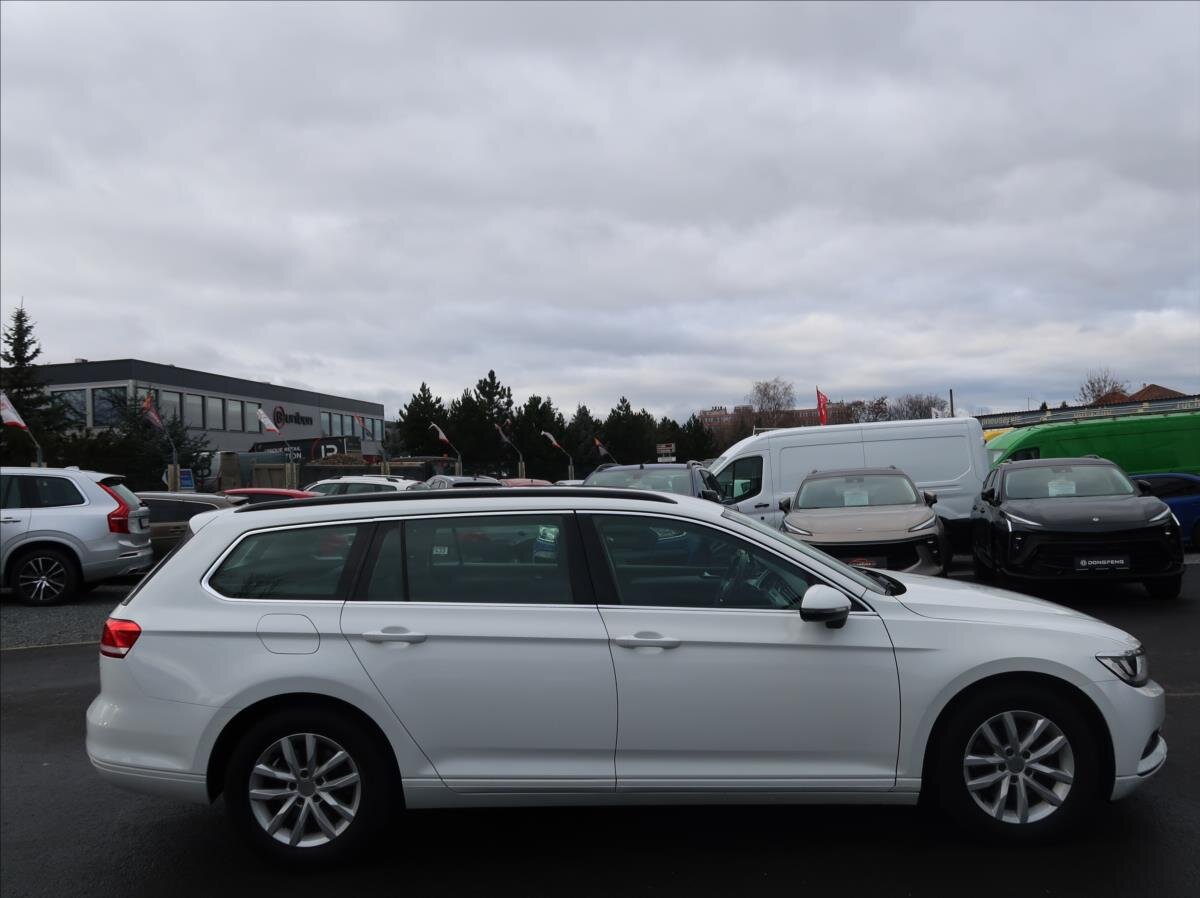 Volkswagen Passat Kombi 2,0 l 110 kw