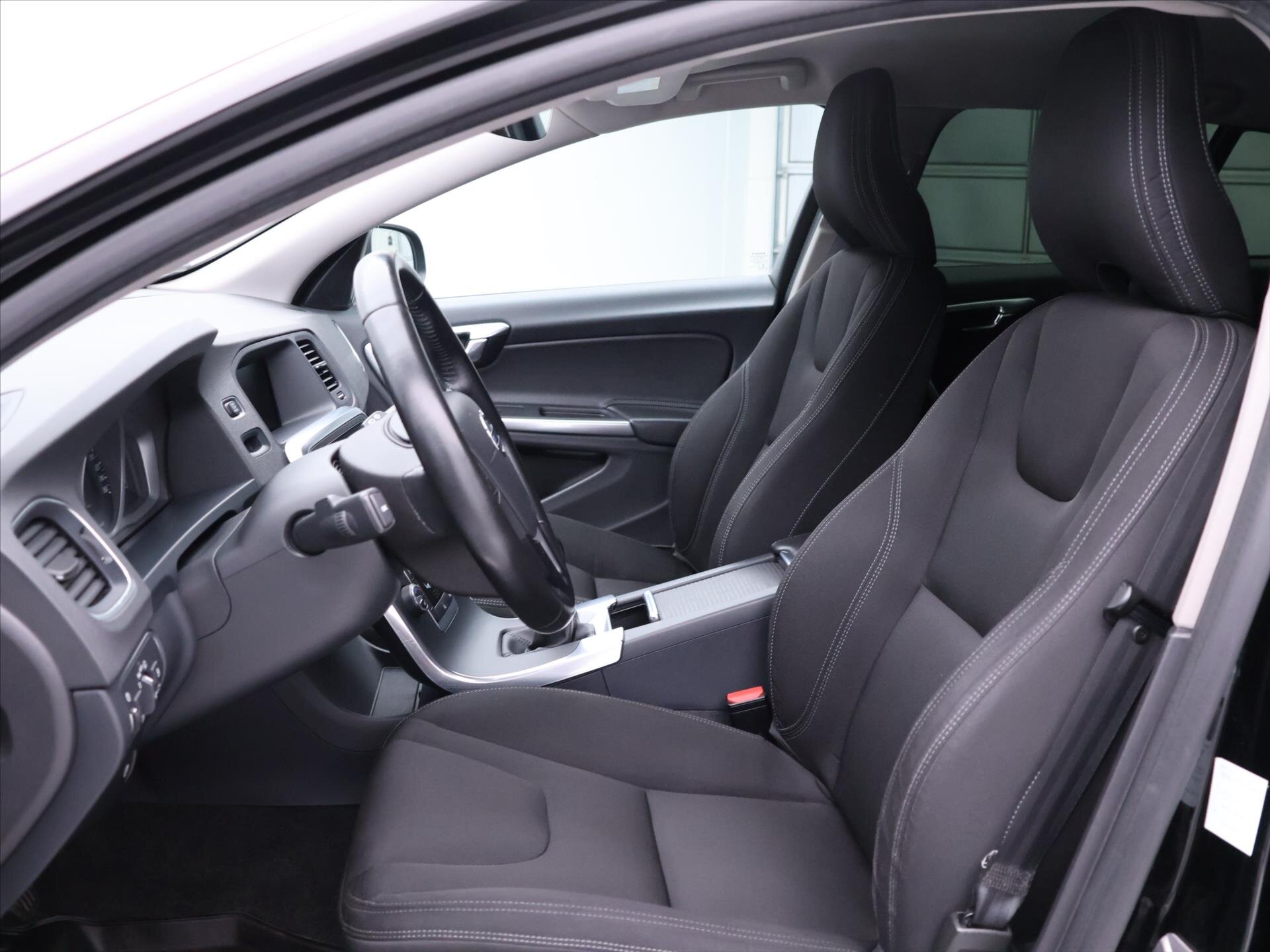 Volvo V60 Kombi 2,0 l 110 kw