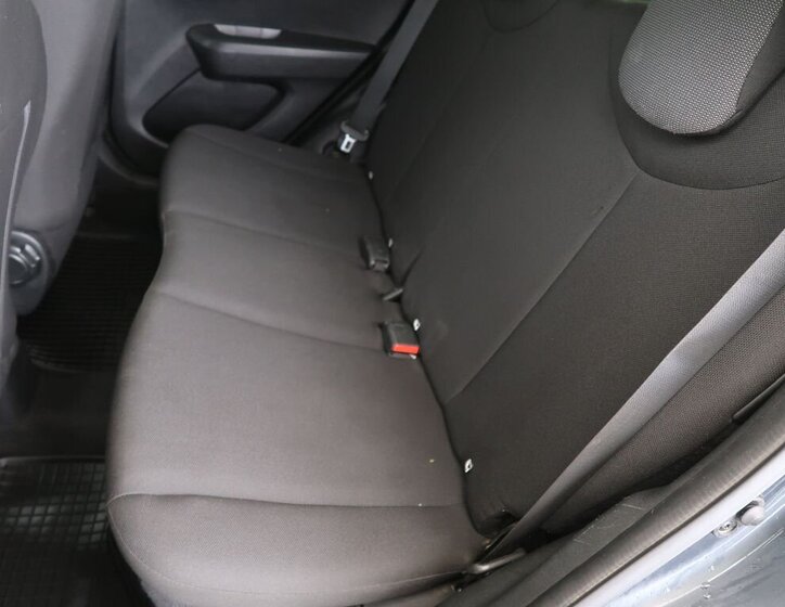 Toyota Aygo Hatchback 998,0 53 kw