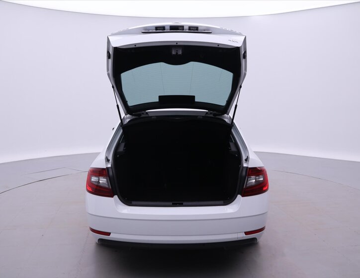 Škoda Octavia Liftback 2,0 l 110 kw