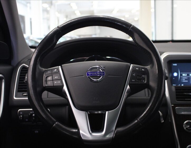 Volvo XC60 SUV / Terénní 2,4 l 162 kw