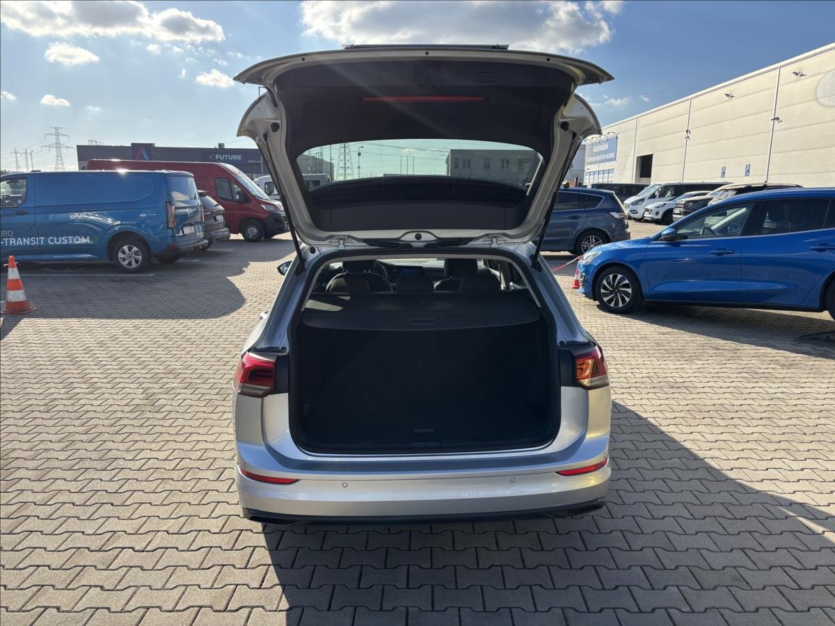 Volkswagen Golf Kombi 1,5 l 110 kw