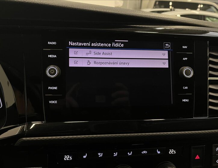 Volkswagen Caravelle Kombi 2,0 l 110 kw