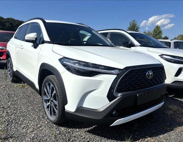 Toyota Corolla Cross 1