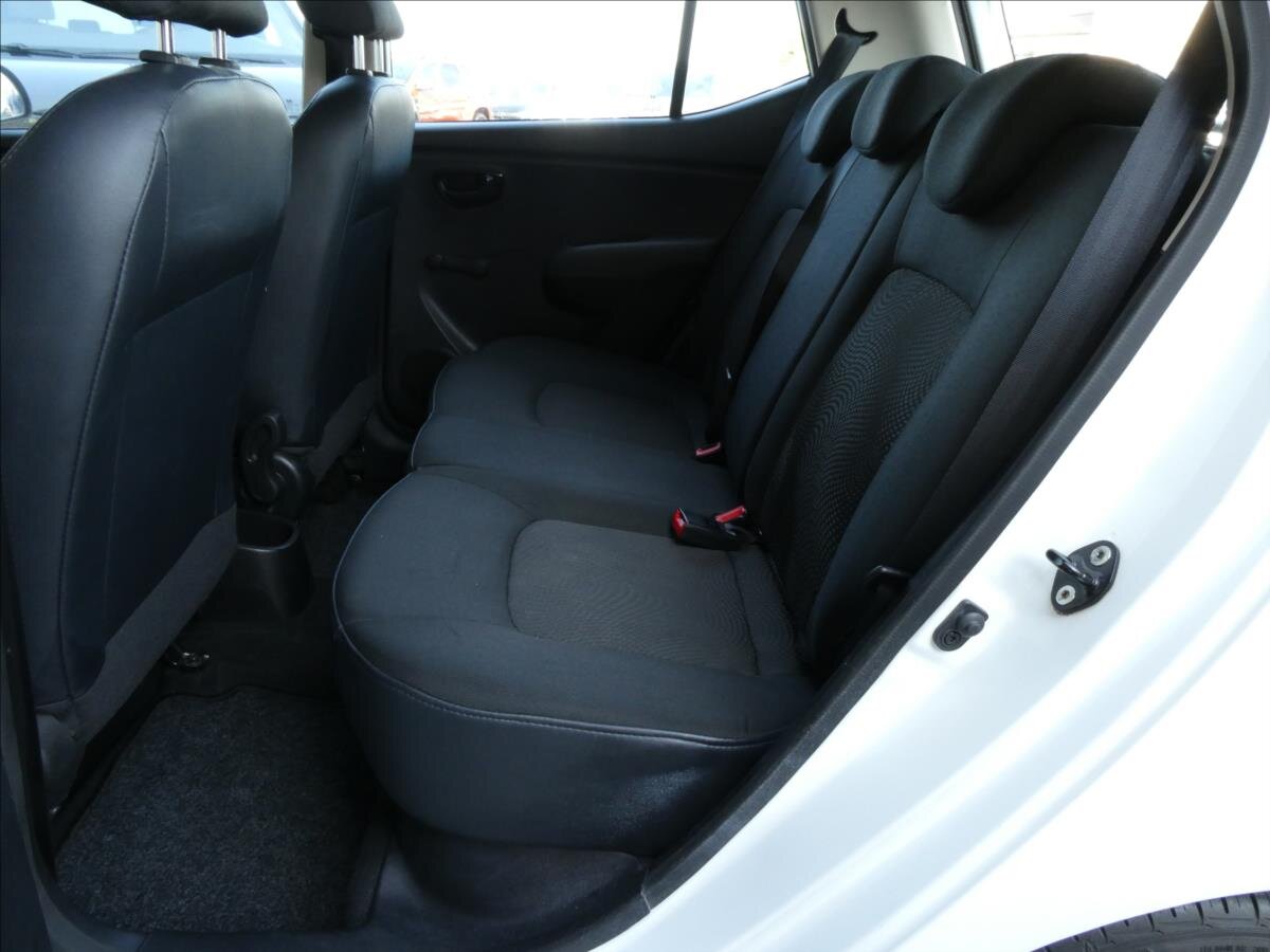 Hyundai i10 Hatchback 1,1 l 51 kw