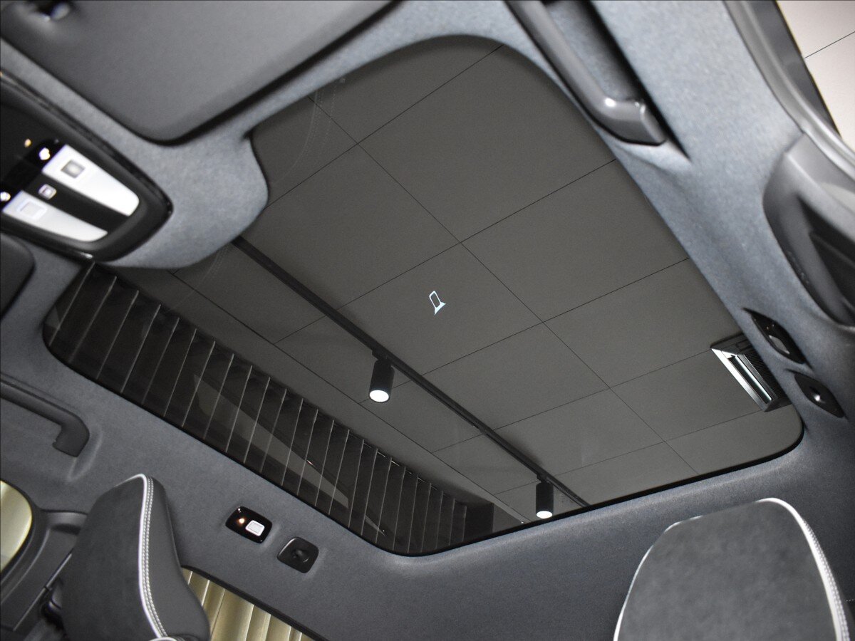 Volvo EC40 SUV 0,0 185 kw