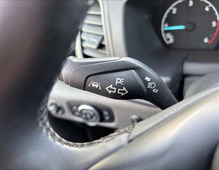 Ford Transit Skříň 2,0 l 96 kw