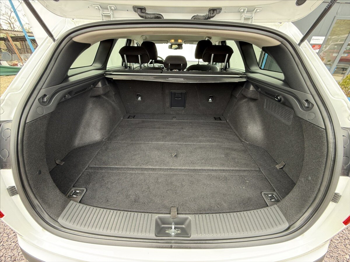 Hyundai i30 Kombi 1,5 l 118 kw