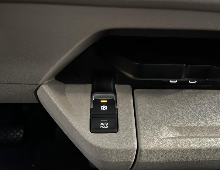 Volkswagen Multivan 31