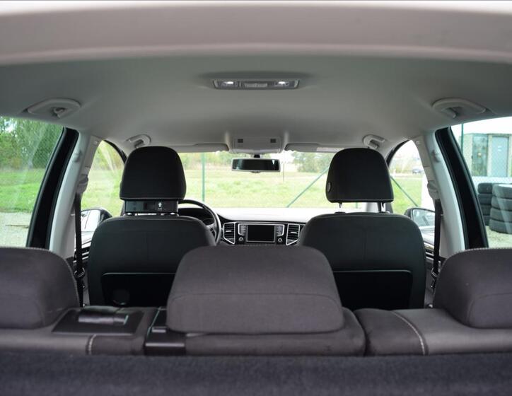 Volkswagen Golf Sportsvan 25