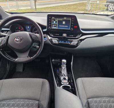 Toyota C-HR 14