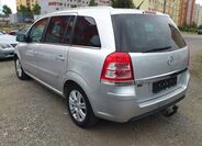 Opel Zafira 7