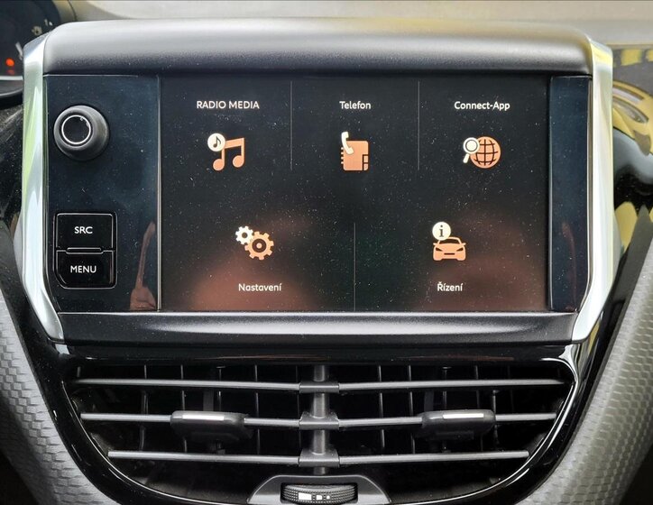 Peugeot 2008 SUV 1,2 l 60 kw