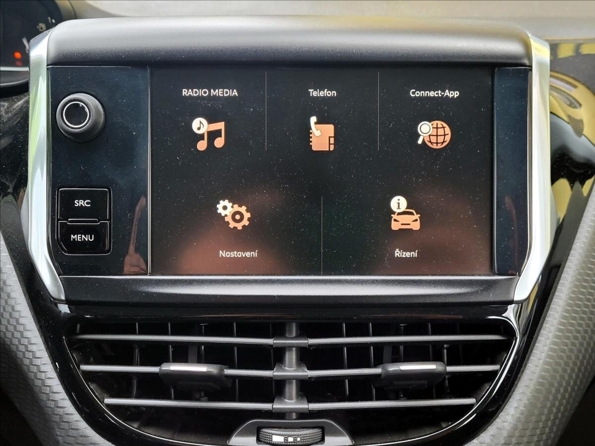 Peugeot 2008 SUV 1,2 l 60 kw