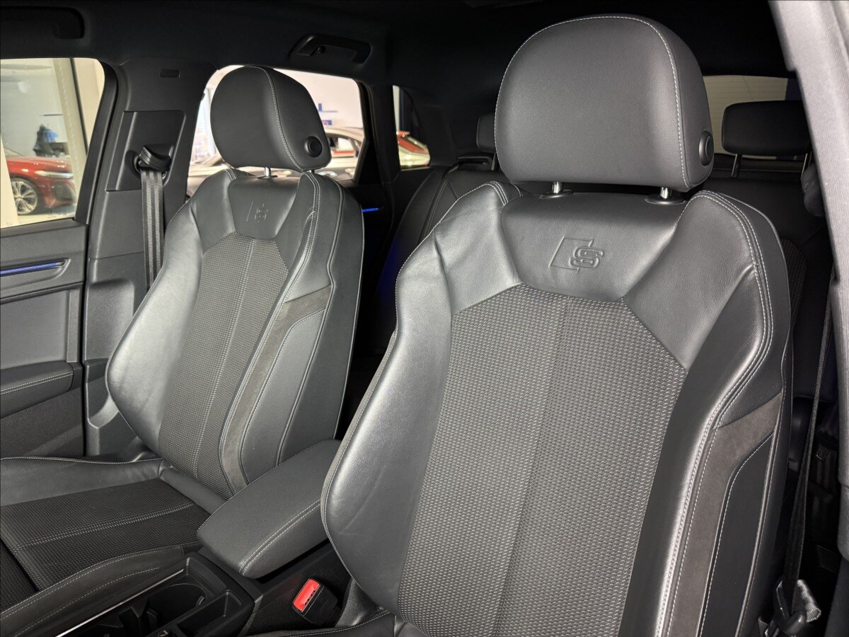 Audi Q3 SUV 2,0 l 140 kw