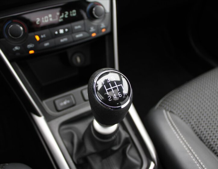 Suzuki SX4 S-Cross SUV / Terénní 1,4 l 95 kw