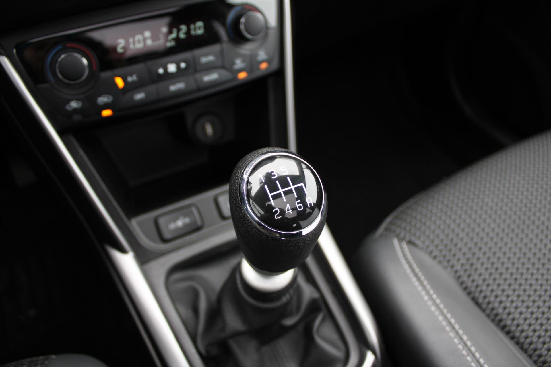 Suzuki SX4 S-Cross SUV / Terénní 1,4 l 95 kw