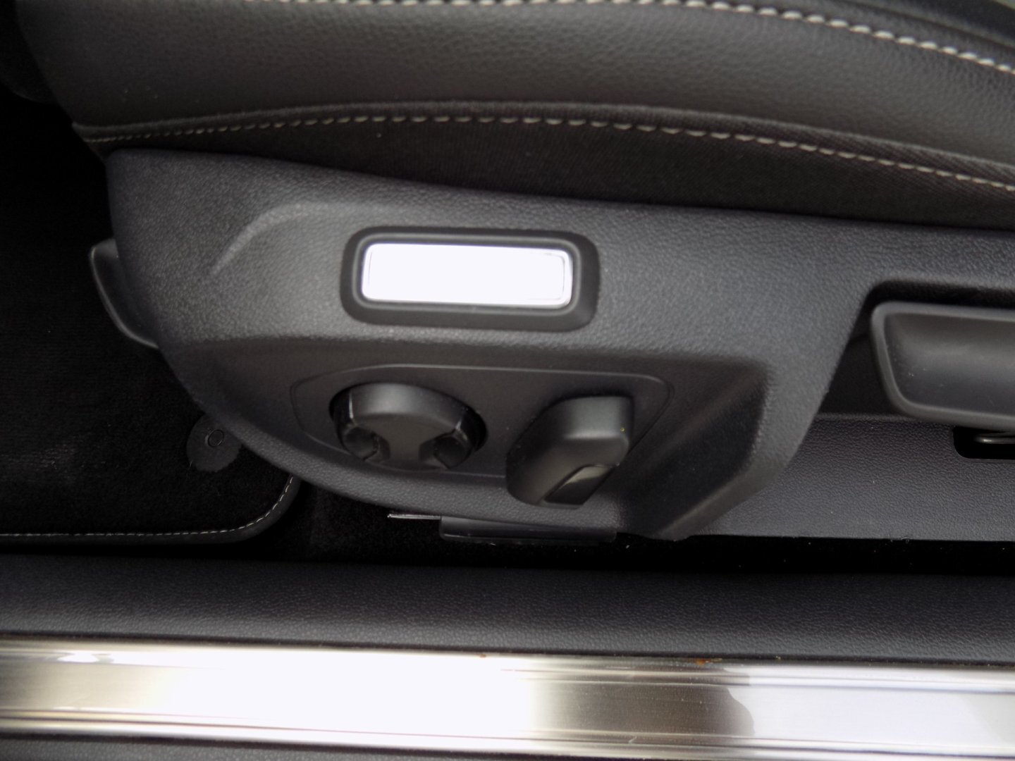 Volkswagen Arteon Kombi 2,0 l 140 kw