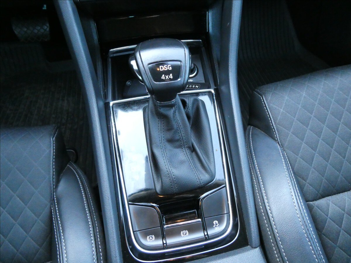 Škoda Karoq SUV 2,0 l 110 kw