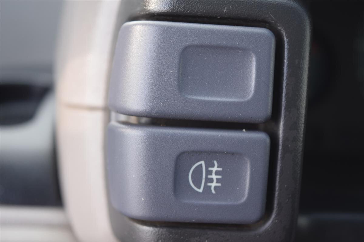 Land Rover Freelander Kombi 2,0 l 71 kw