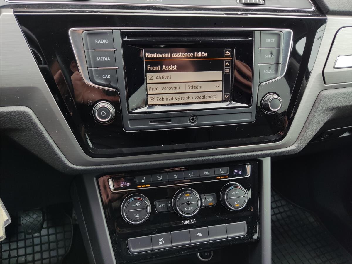 Volkswagen Touran MPV 1,2 l 81 kw