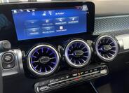 Mercedes-Benz GLB 11