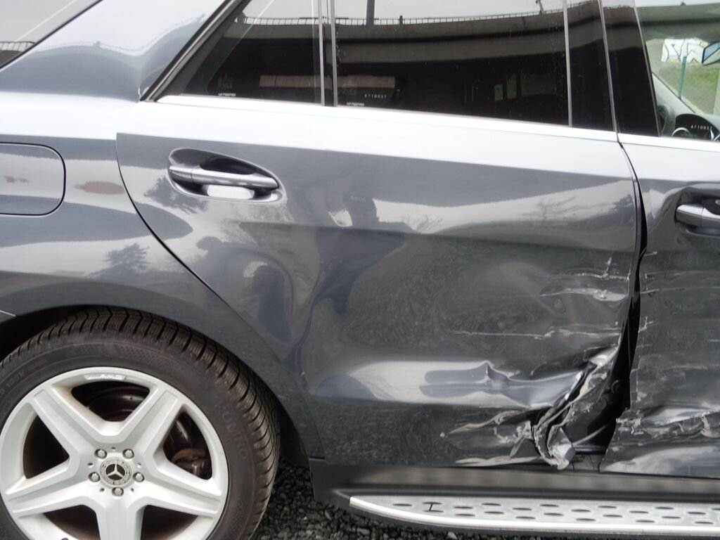 Mercedes-Benz Třídy M SUV / Terénní 3,0 l 190 kw