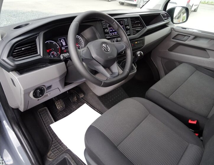 Volkswagen Transporter Skříň 2,0 l 110 kw