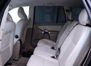 Volvo XC90 13