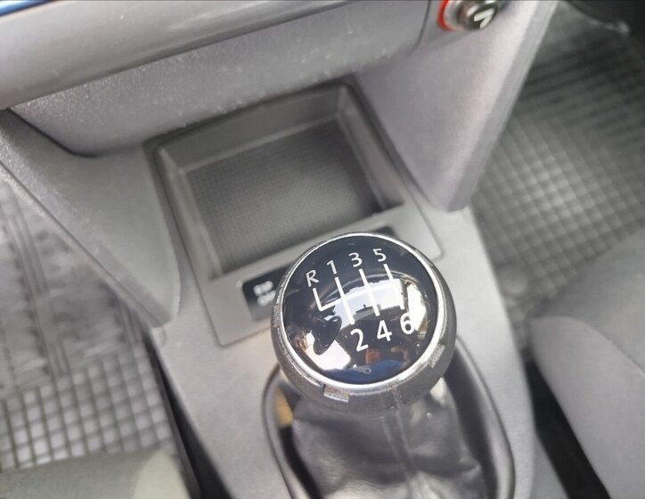 Volkswagen Touran MPV 1,9 l 77 kw