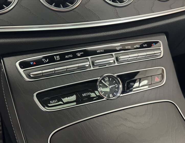 Mercedes-Benz Třídy E Kupé 2,9 l 250 kw