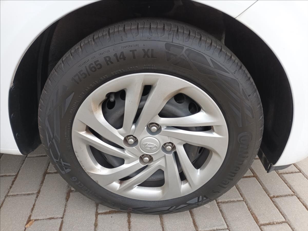 Hyundai i10 Hatchback 998,0 49 kw