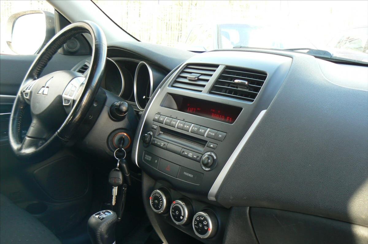 Mitsubishi ASX SUV 1,8 l 110 kw