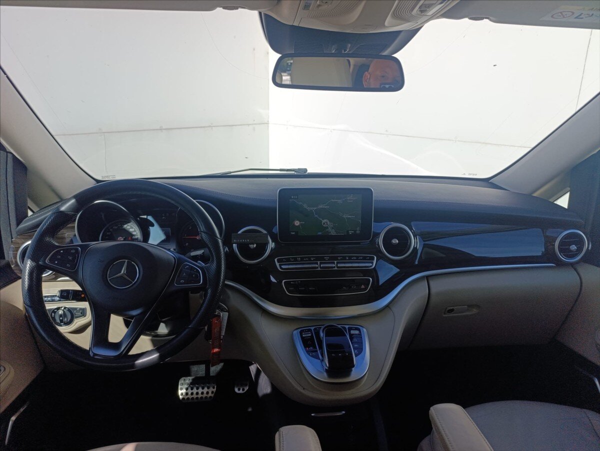Mercedes-Benz Třídy V MPV 2,1 l 140 kw