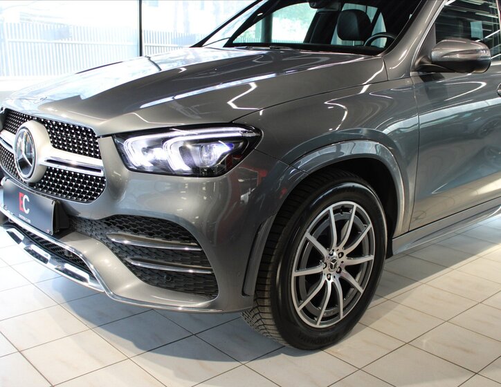 Mercedes-Benz GLE 7