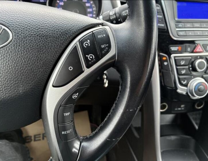 Hyundai i30 Kombi 1,6 l 99 kw