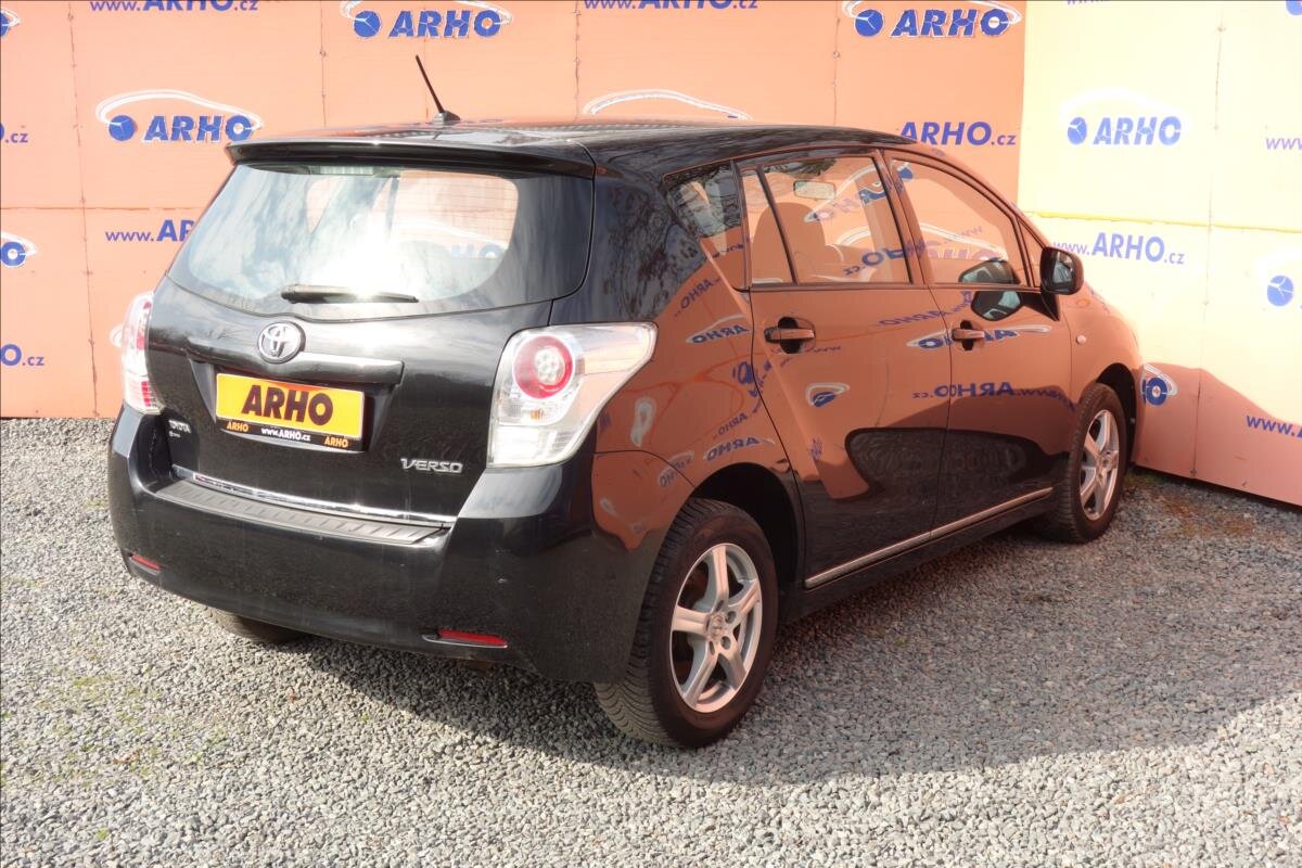 Toyota Verso MPV 1,6 l 97 kw