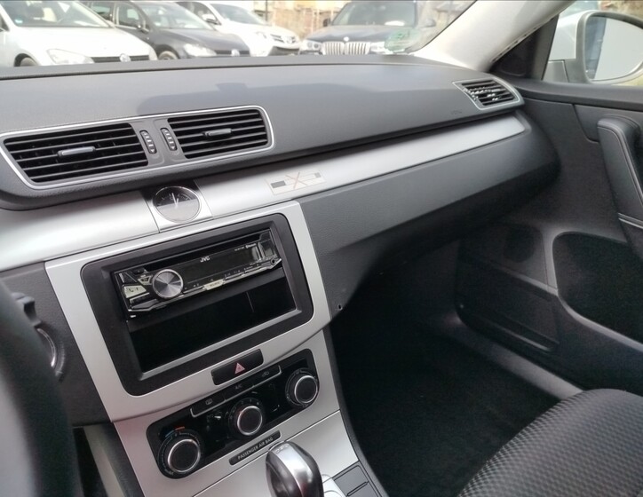 Volkswagen Passat 14