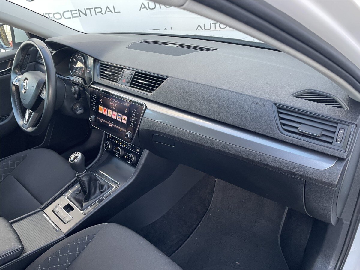 Škoda Superb Kombi 1,4 l 92 kw