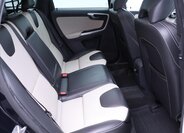 Volvo XC60 SUV 2,4 l 140 kw