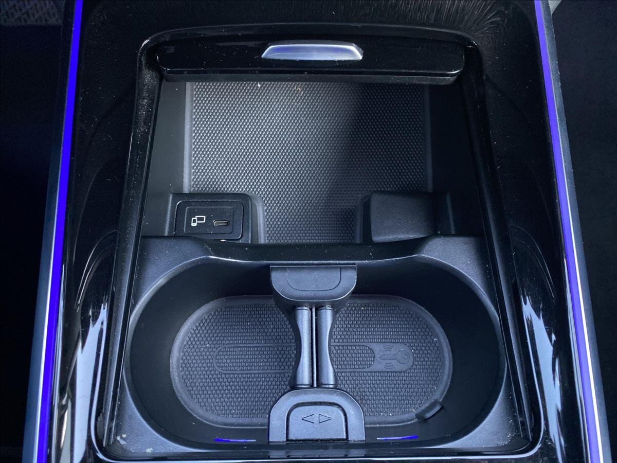 Mercedes-Benz GLB SUV / Terénní 2,0 l 110 kw