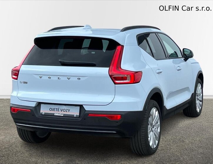 Volvo EX40 Kombi 0,0 175 kw